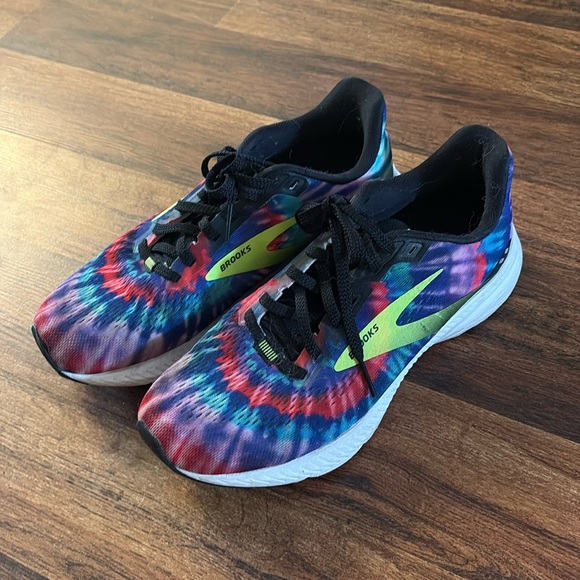 Brooks Shoes - Brooks Running Shoes